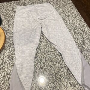 Lululemon leggings, size 6